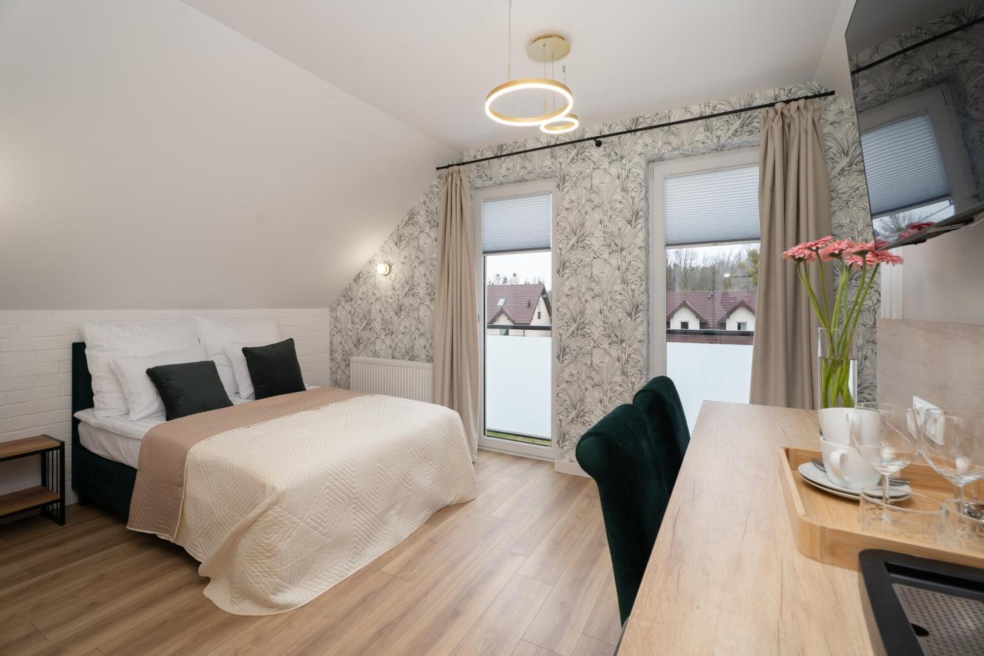Apartamenty, Domki I Pokoje Ze Sniadaniem Kajan ยาสต์เชอเบีย กูรา ภายนอก รูปภาพ