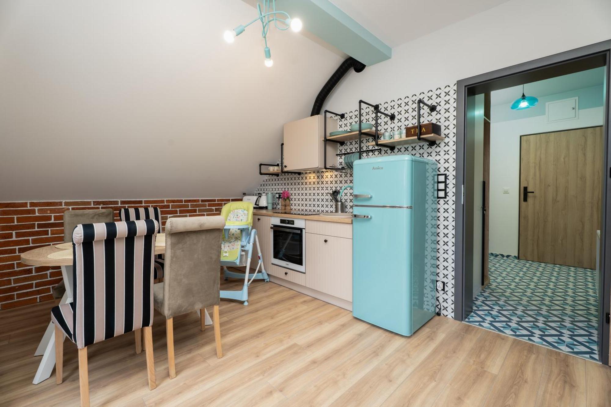 Apartamenty, Domki I Pokoje Ze Sniadaniem Kajan ยาสต์เชอเบีย กูรา ภายนอก รูปภาพ